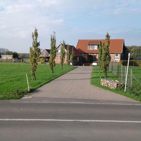 Gemuetliche Ferienwohnung, Laendlich Und Stadtnah, Ruhig Gelegen Rheda-Wiedenbrück Exteriör bild